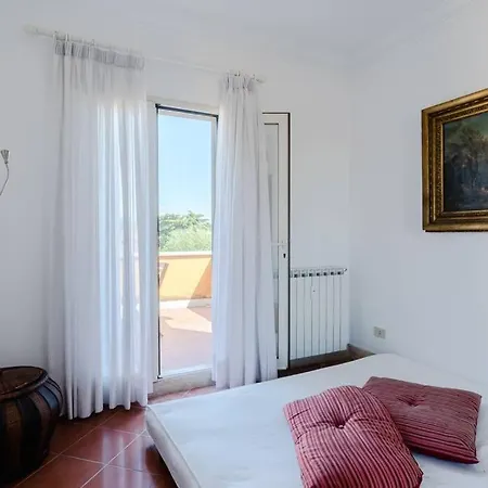 Apartment Annia House *